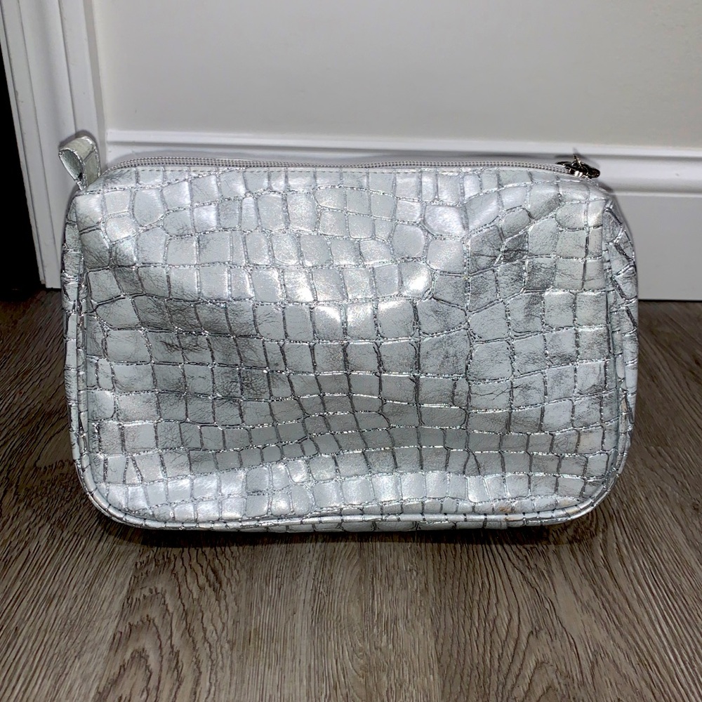La Prairie | Silver Faux Snake Skin Metallic Cosmetic Travel Bag Pouch | 11x8in